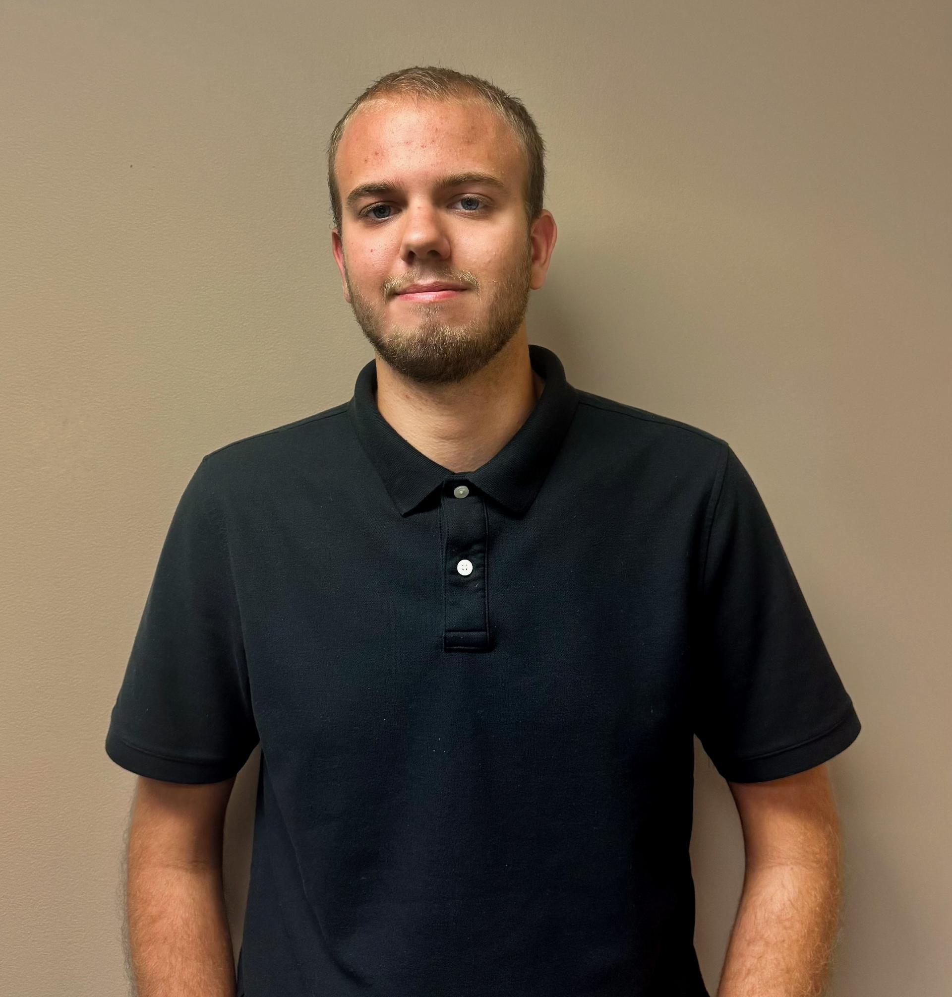 Donovon Weik Intern Headshot